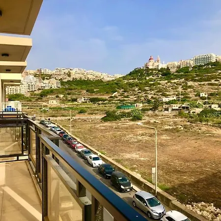 Bay- Seaview Serviced Flat Up To 6 Person Mellieha