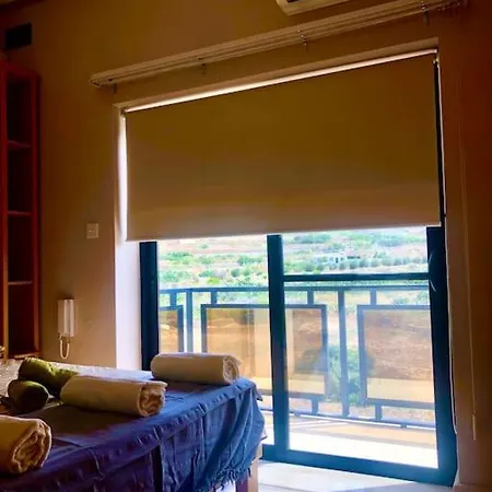 Bay- Seaview Serviced Flat Up To 6 Person * Mellieha