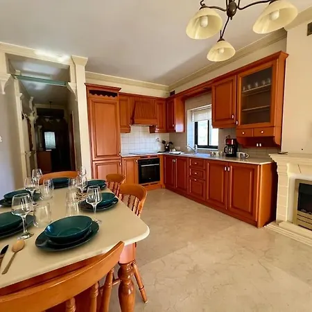 Bay- Seaview Serviced Flat Up To 6 Person
