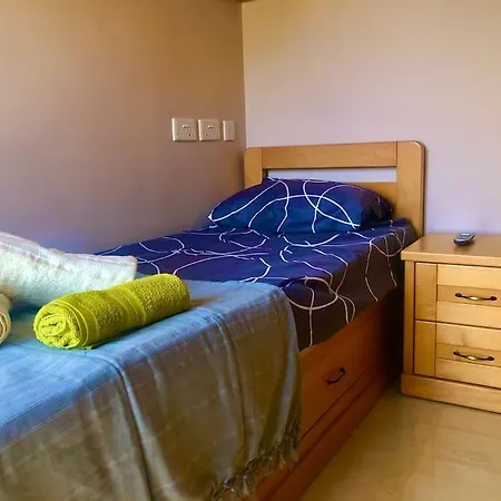 Bay- Seaview Serviced Flat Up To 6 Person מליאהה